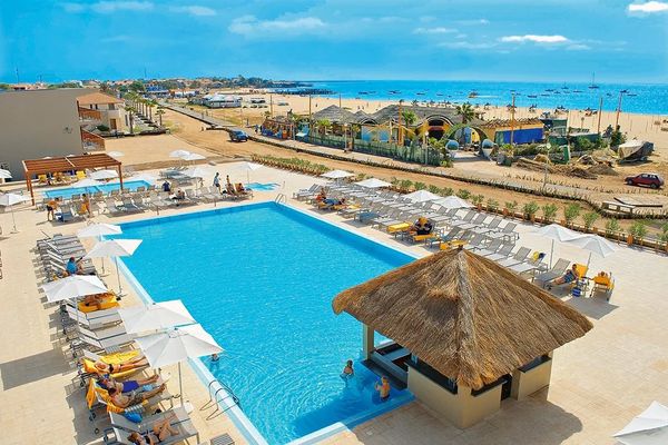 Oasis Atlantico Salinas Sea