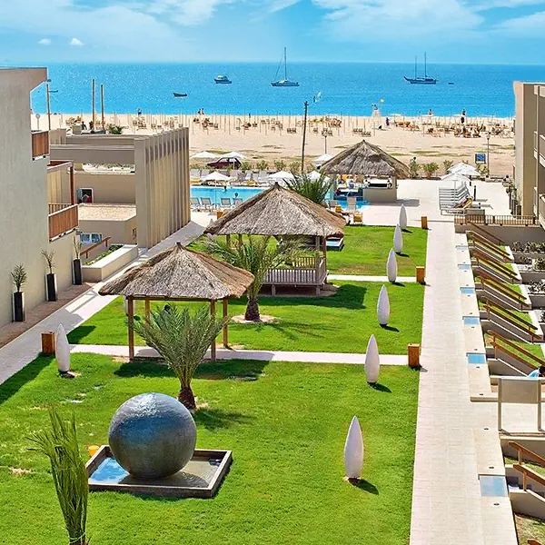 Oasis Atlantico Salinas Sea — Santa Maria, Wyspy Zielonego Przylądka