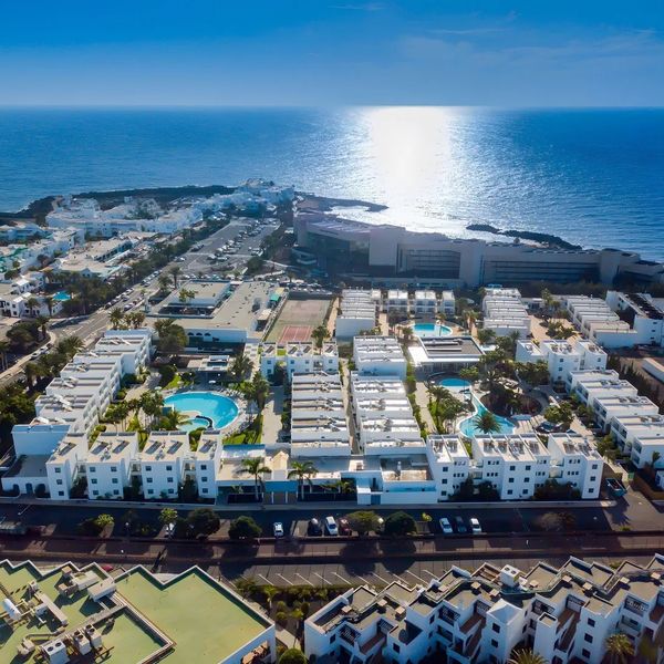 Oasis Lanz Beach Mate Resort — Costa Teguise, Hiszpania
