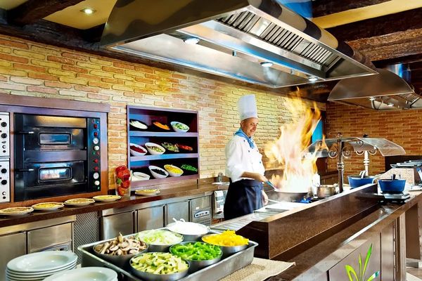 Occidental Playa de Palma (ex. Barcelo Pueblo Park)