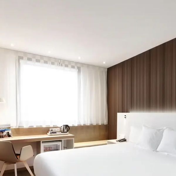 Occidental Praha — Praga, Czechy