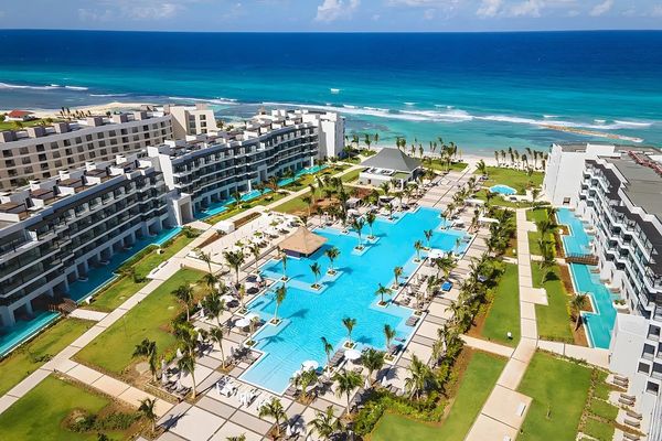 Ocean Eden Bay - Adults Only