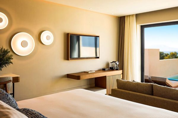 Oros Luxury Beach Resort