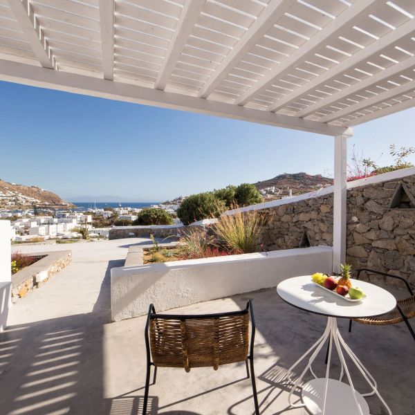 Osom Resort — Ornos, Grecja