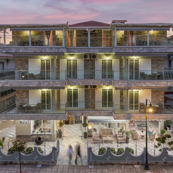 Ouzas Luxury — Olimpic Beach, Grecja