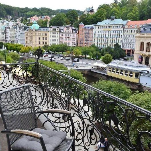 Palacky — Karlovy Vary, Czechy