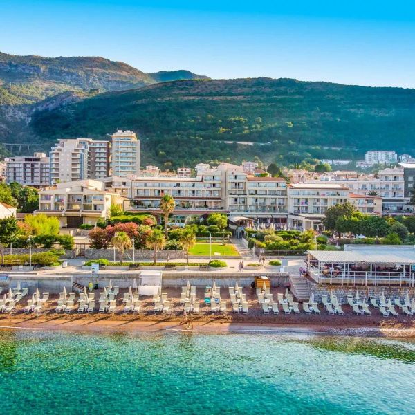 Czarnogóra - Palas Petrovac