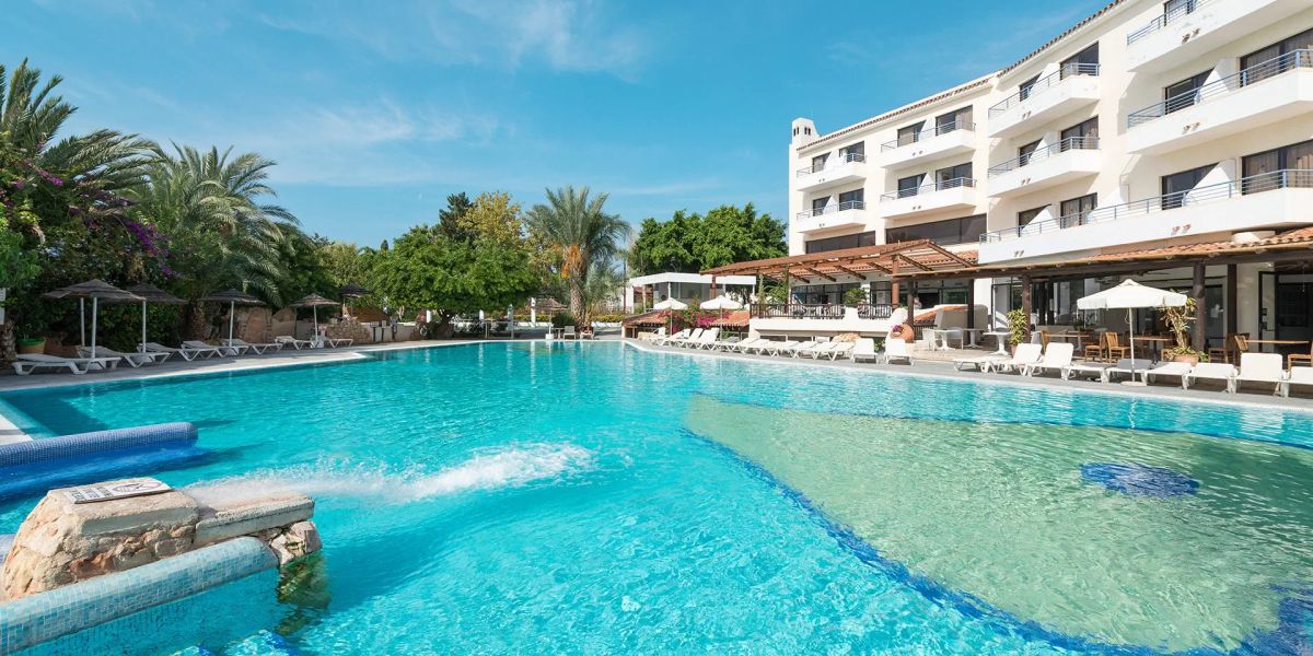 Cypr Last Minute na 7 dni w maju: 3⋆ hotel od 1 899 zł