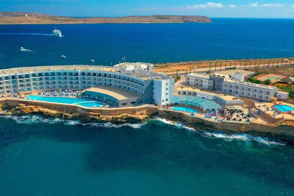 Paradise Bay Resort