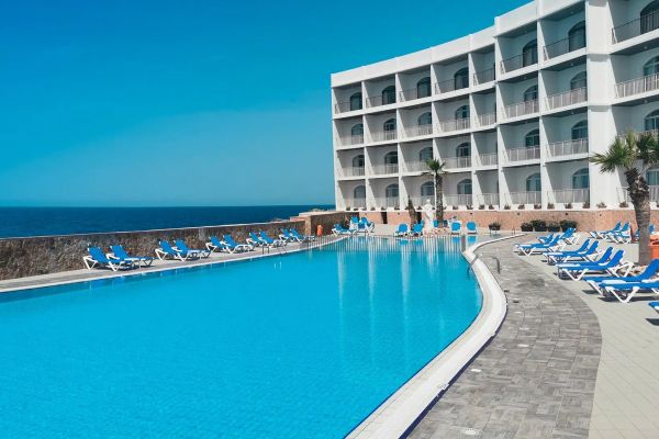 Paradise Bay Resort