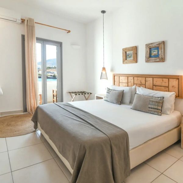 Paros Bay — Paros, Grecja