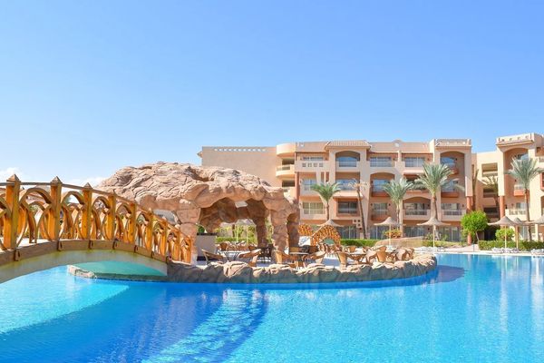 Parrotel Lagoon Resort