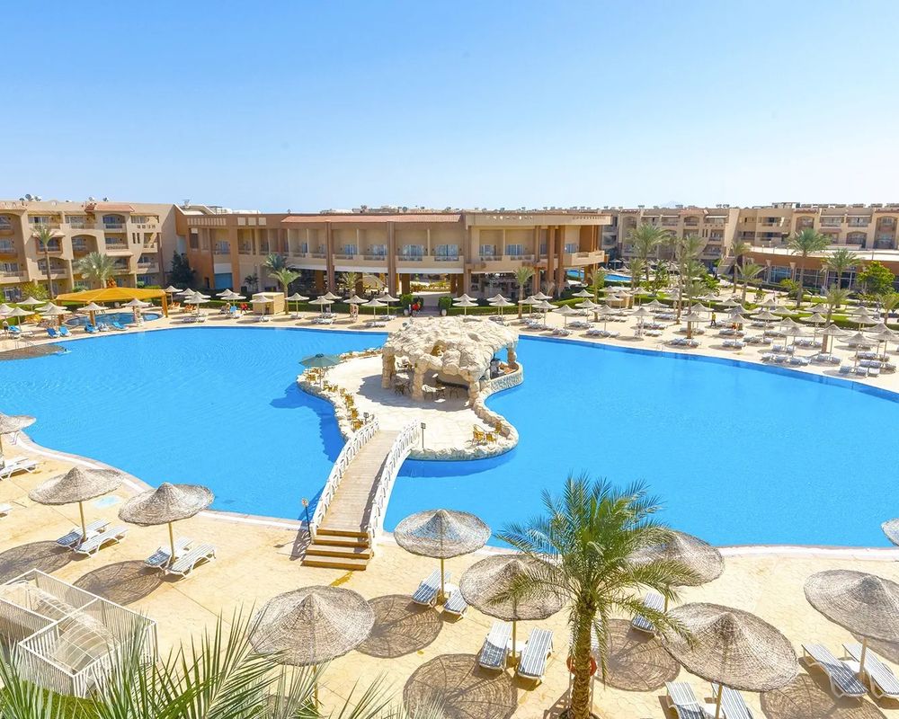 Parrotel Lagoon Resort