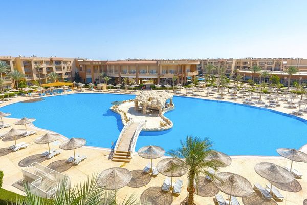 Parrotel Lagoon Resort