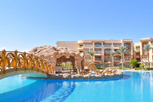 Parrotel Lagoon Resort