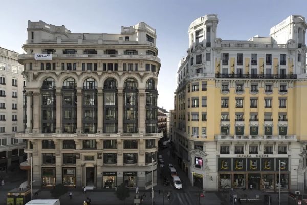 Petit Palace Triball
