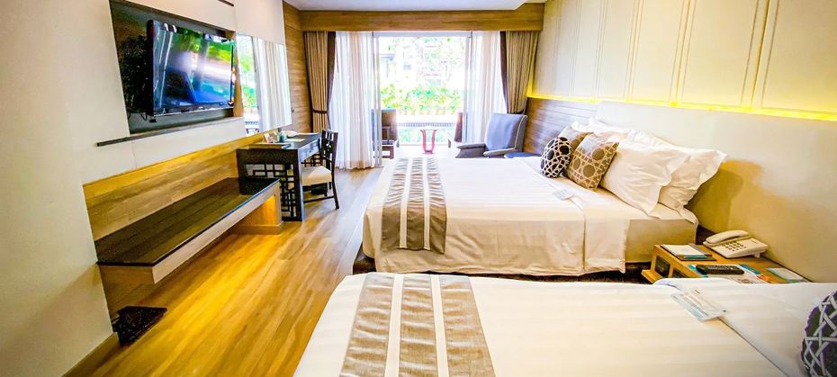Phuket Graceland