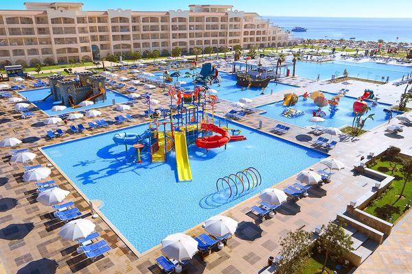 Albatros White Beach