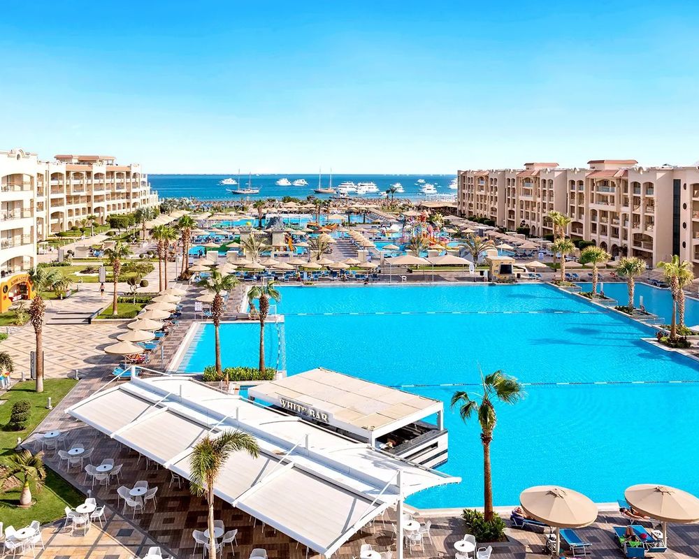 Albatros White Beach