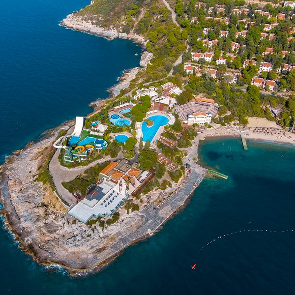 Pine Bay Resort