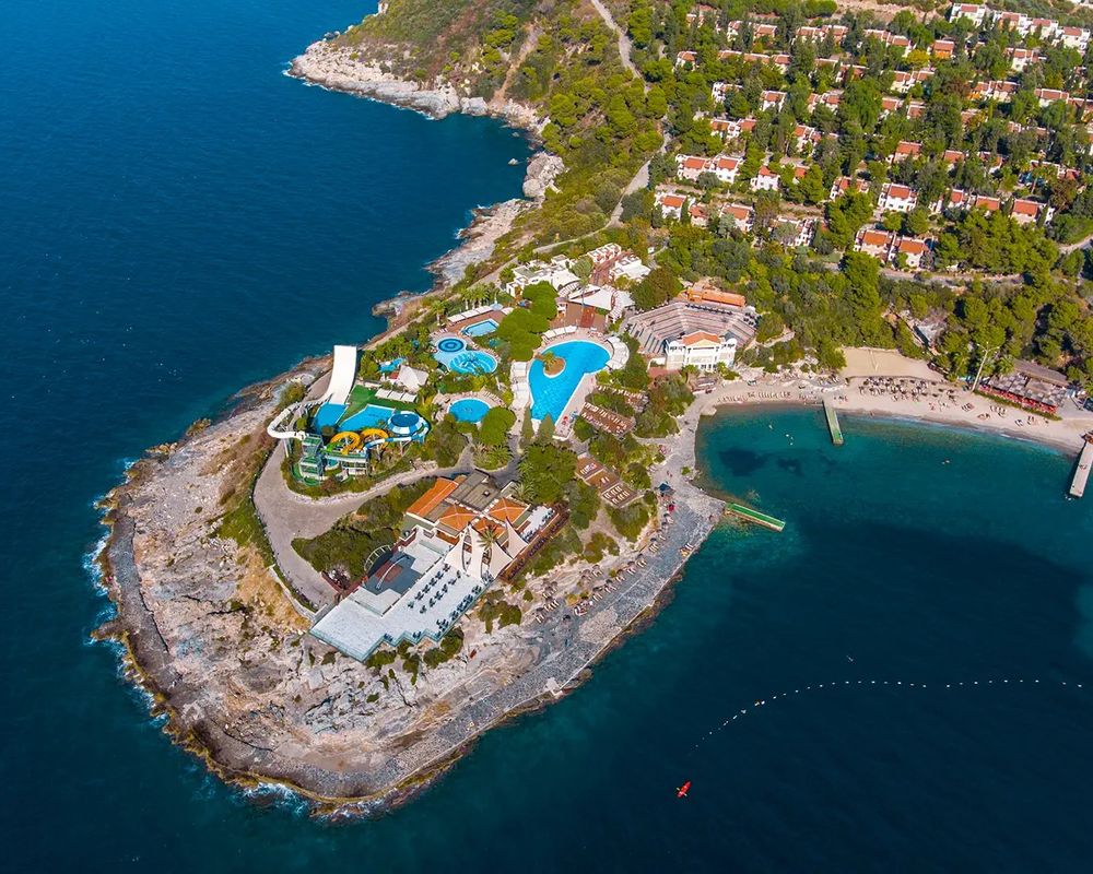 Pine Bay Holiday Resort