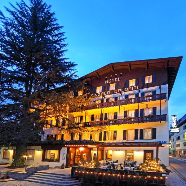 Hotel Pinzolo Dolomiti w Włochy (Trentino) - oferta last minute