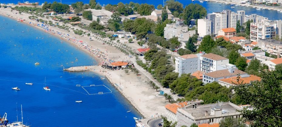 Plaza (Omis)