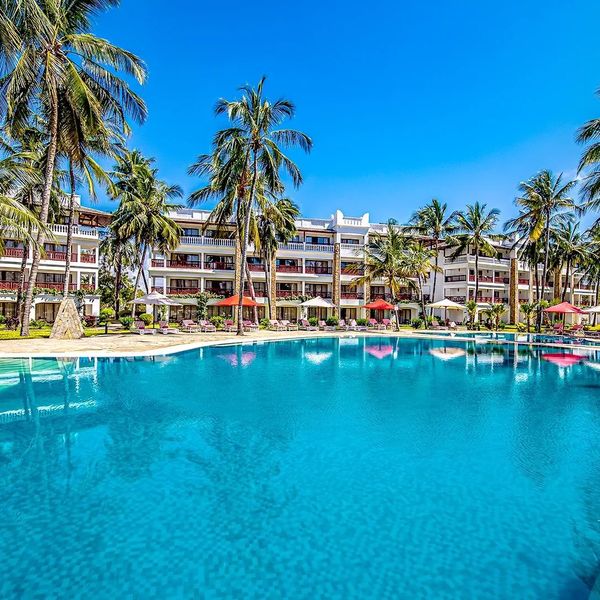 PrideInn Paradise Beach Resort — Shanzu Beach, Kenia