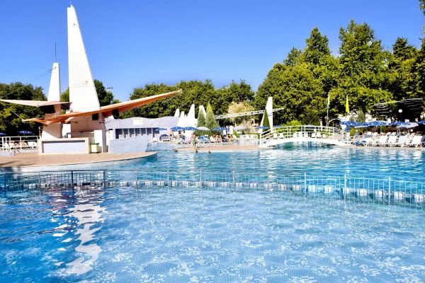 Ralitsa Aqua Club