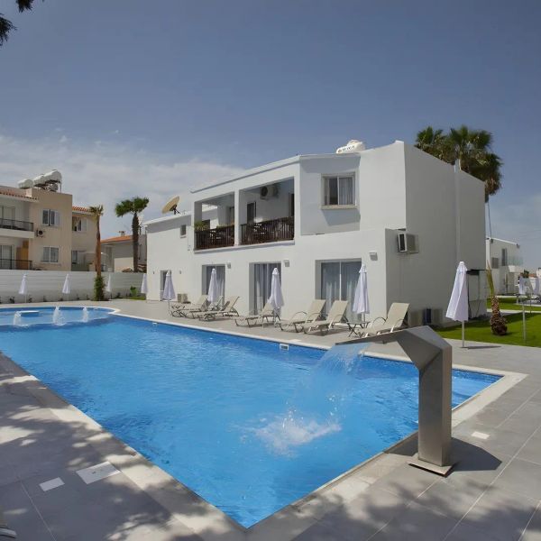 Princessa Vera — Paphos, Cypr