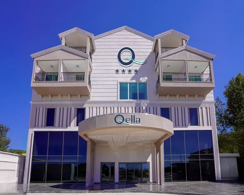 Q Ella Beach Side