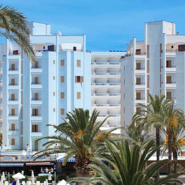 R2 Apartamenty Cala Millor — Cala Millor, Hiszpania