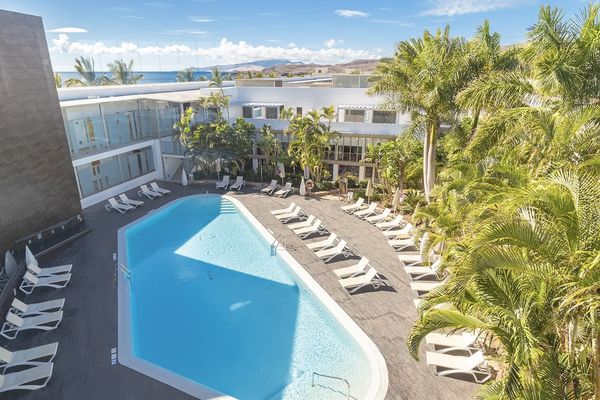 R2 Bahia Playa Design