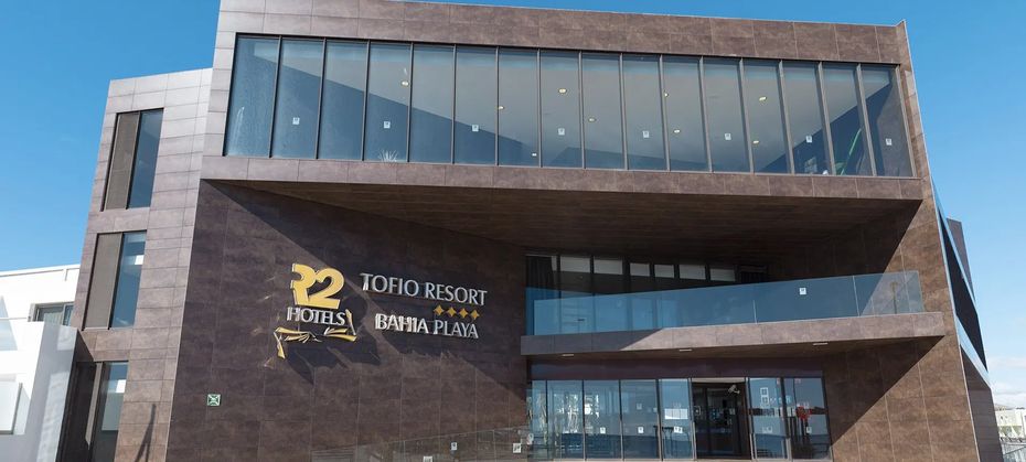 R2 Bahia Playa Design