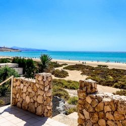 R2 Maryvent Beach Apartment