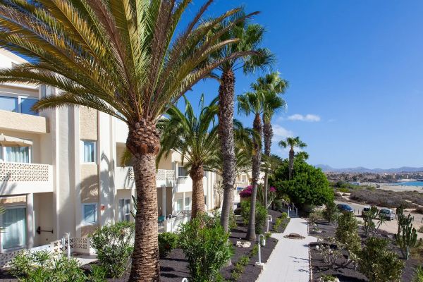 R2 Maryvent Beach Apartment