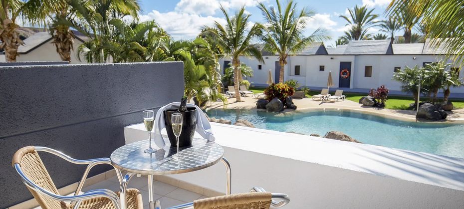 R2 Romantic Fantasia Dreams & Suites