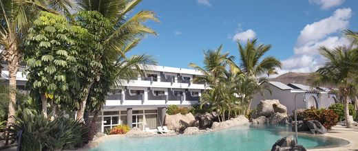 R2 Romantic Fantasia Dreams & Suites