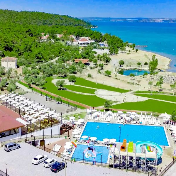 Ramada Resort Akbuk