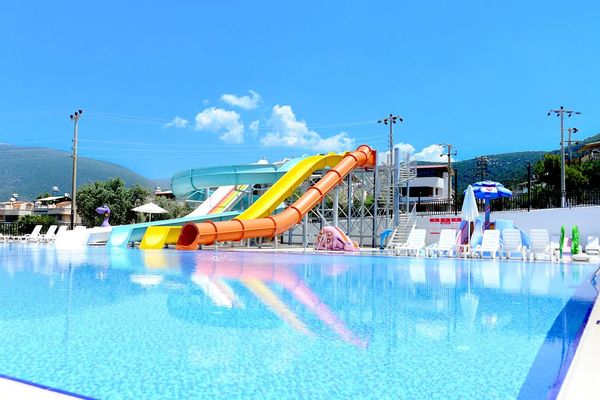 Ramada Resort Akbuk