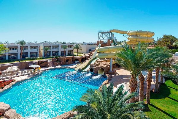 Reef Oasis Beach Resort