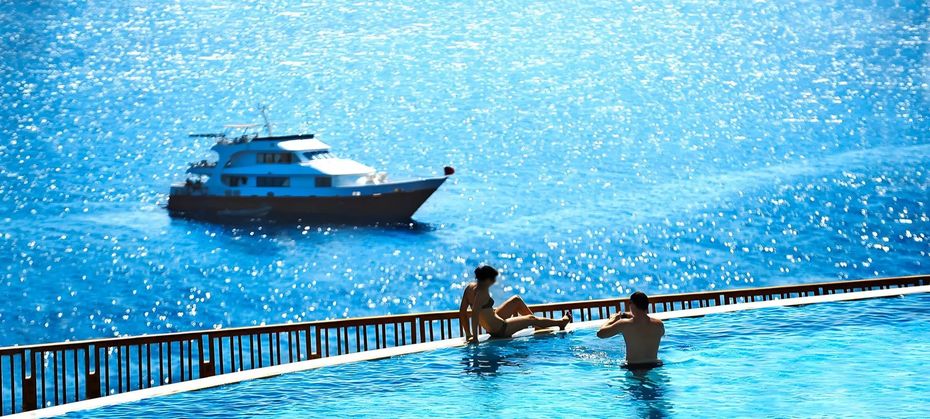 Reef Oasis Blue Bay Resort