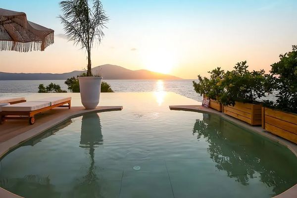 Regina Blu (Radhimë)