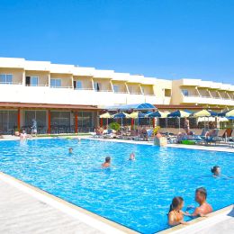 Relax (Kolymbia)