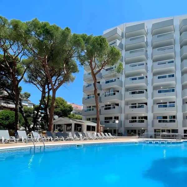 Rentalmar Blue Beach Apartments — Salou, Hiszpania