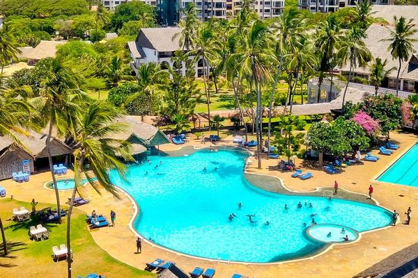 Powitanie z Afryką / Reef Hotel