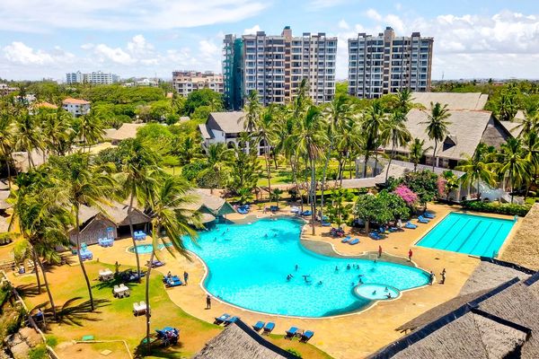 Powitanie z Afryką / Reef Hotel