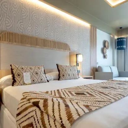 Palace Swahili – 2026-04-24 - Zdjęcie 3