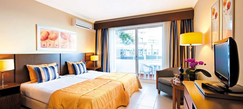 Hotel Rocamar and Royal Orchid