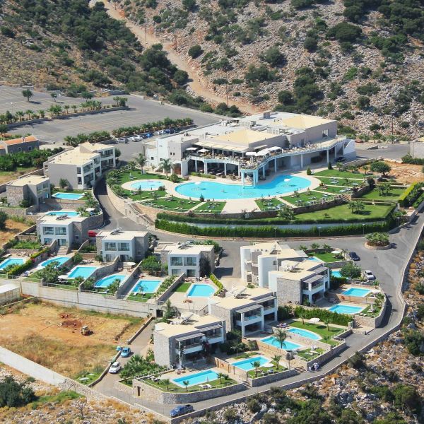 The Noverian Scenic Hilltop Villa Resort — Malia, Grecja